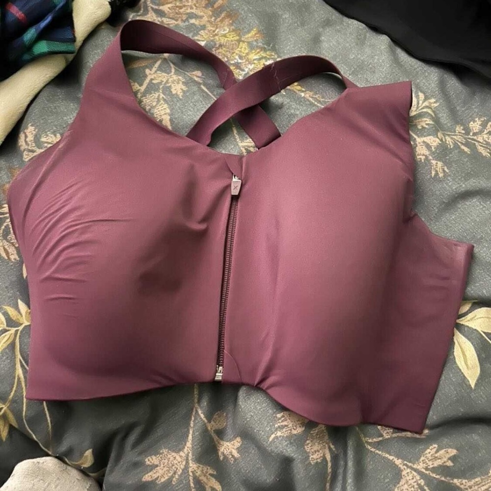 Knix Catalyst Front Close Sports Bra